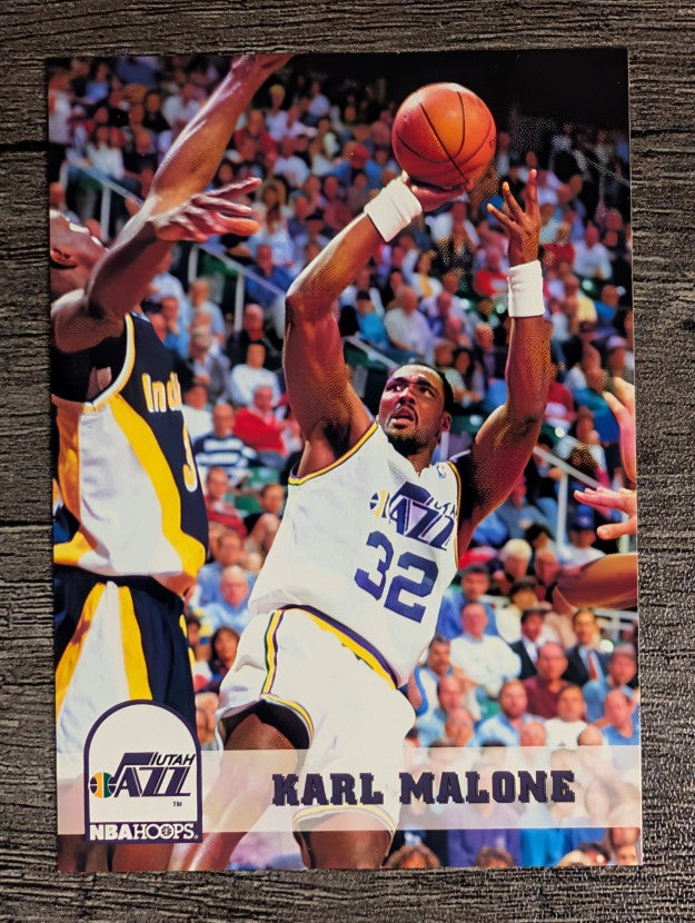 1993-94 Hoops #218 Karl Malone