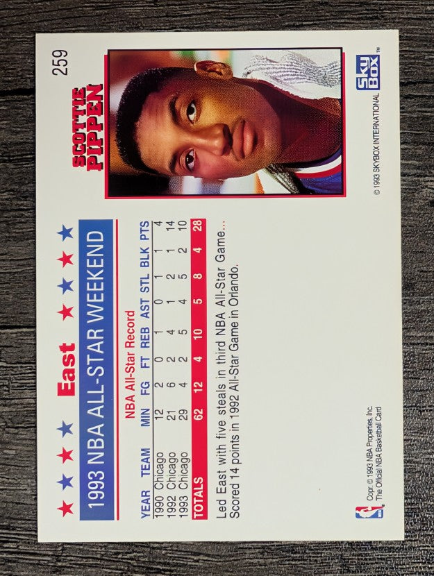 1993-94 Hoops #259 Scottie Pippen AS