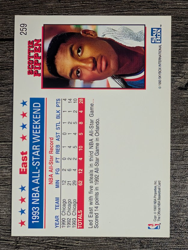 1993-94 Hoops #259 Scottie Pippen AS