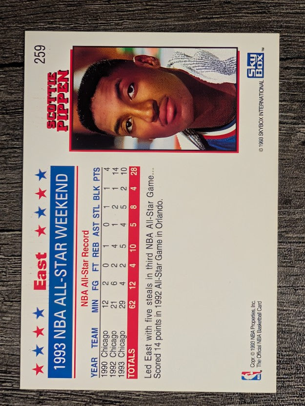 1993-94 Hoops #259 Scottie Pippen AS