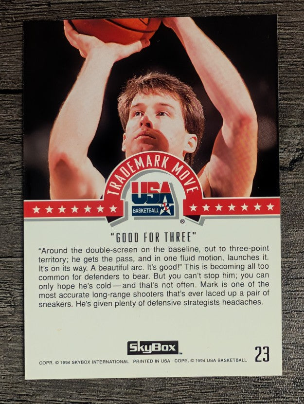 1994 SkyBox USA #23 Mark Price/Trademark Move