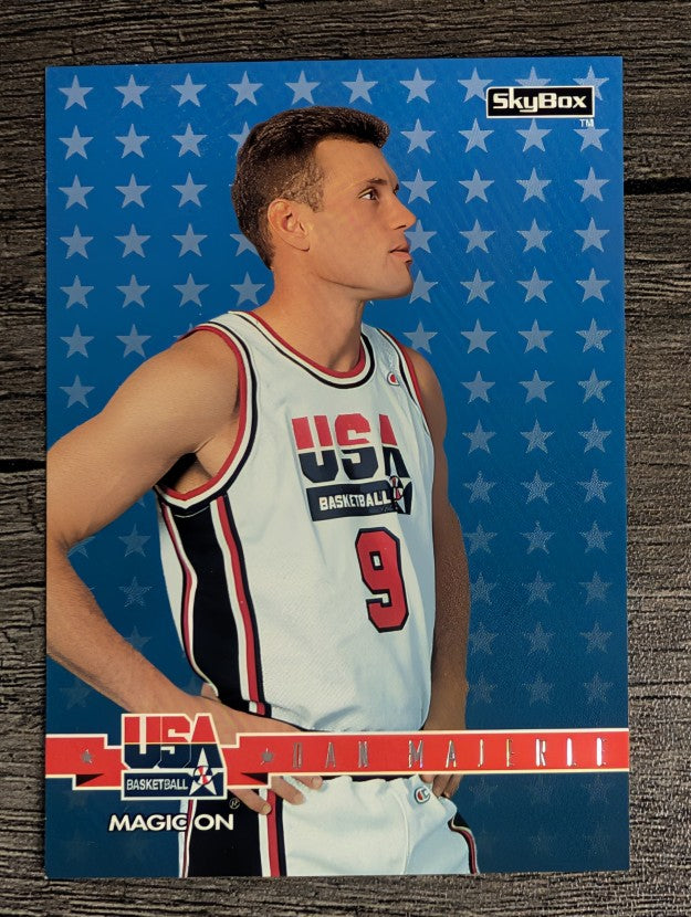 1994 SkyBox USA #60 Dan Majerle/Magic On