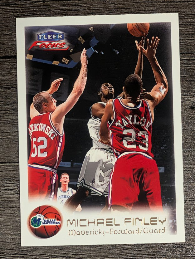 1999-00 Fleer Focus #28 Michael Finley