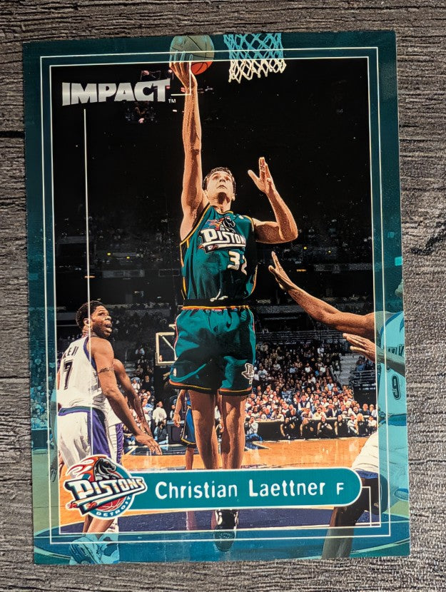 1999-00 SkyBox Impact #11 Christian Laettner