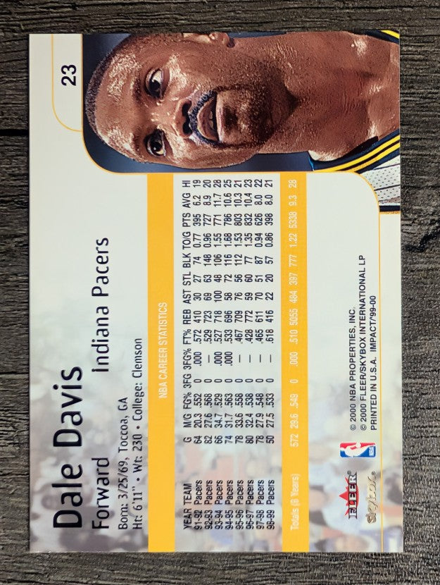 1999-00 SkyBox Impact #23 Dale Davis