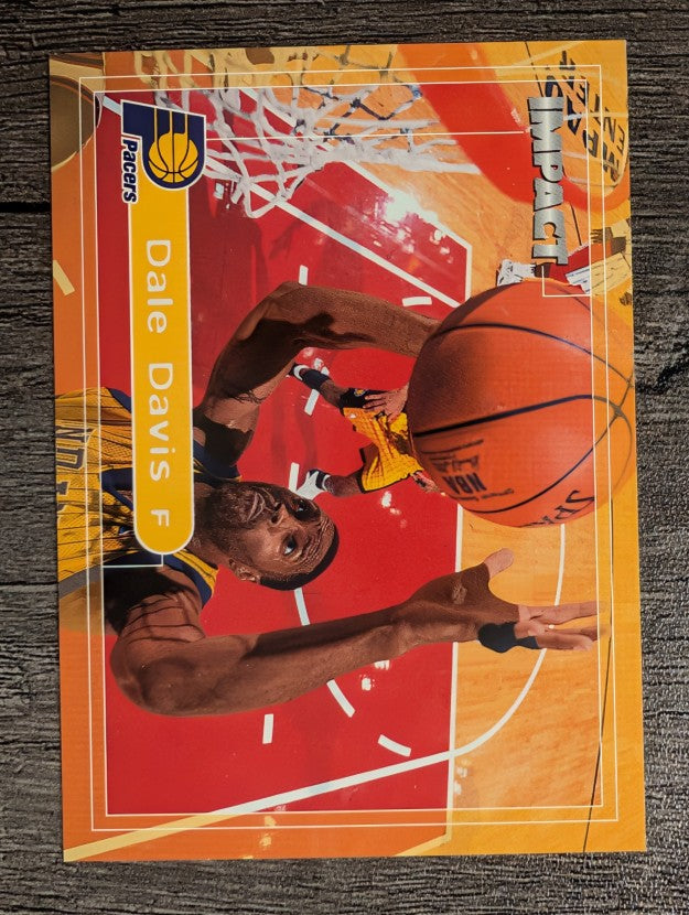 1999-00 SkyBox Impact #23 Dale Davis
