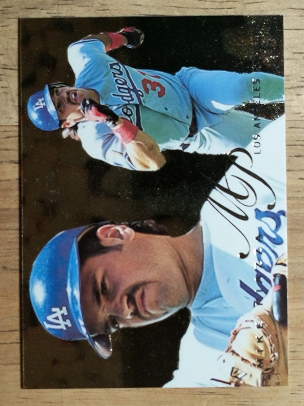 1995 Flair #155 Mike Piazza