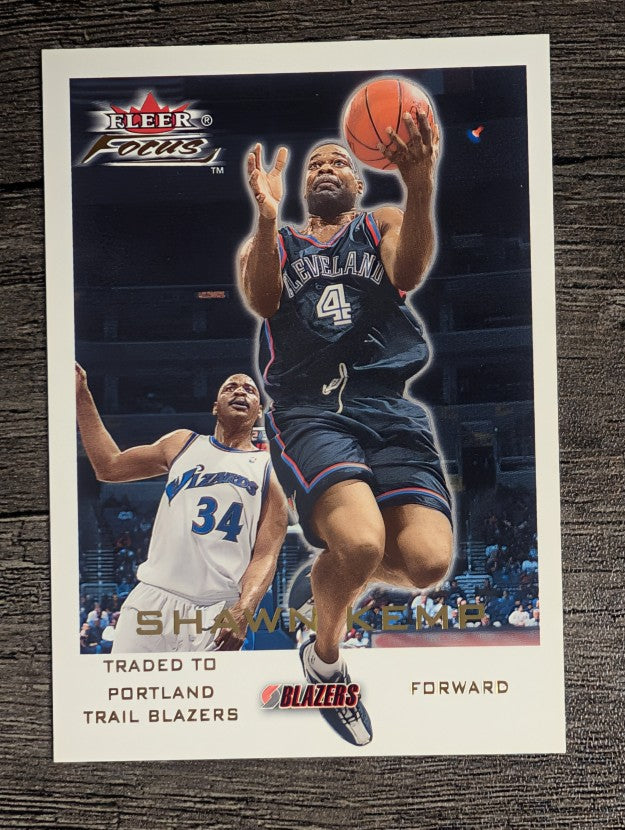 2000-01 Fleer Focus #22 Shawn Kemp