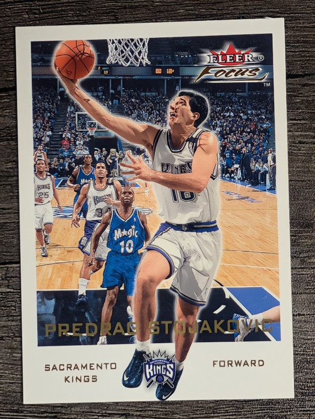 2000-01 Fleer Focus #53 Peja Stojakovic