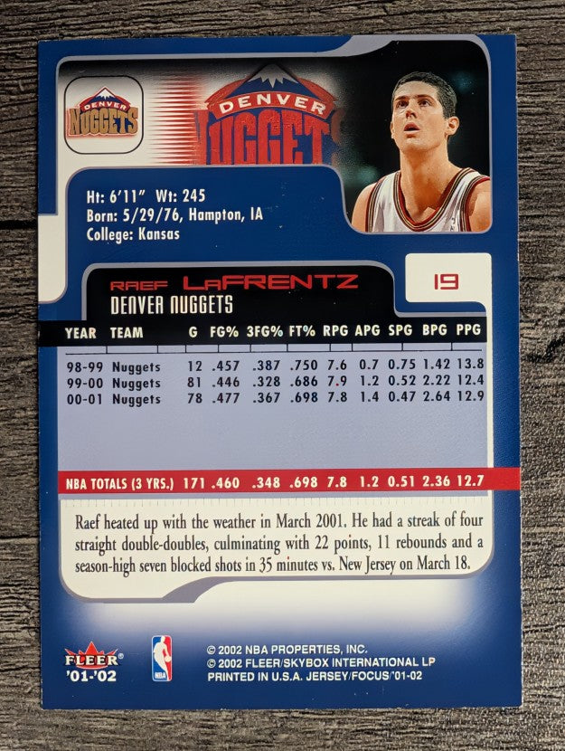 2001-02 Fleer Focus #19 Raef LaFrentz