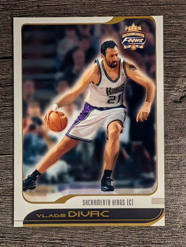 2001-02 Fleer Focus #39 Vlade Divac