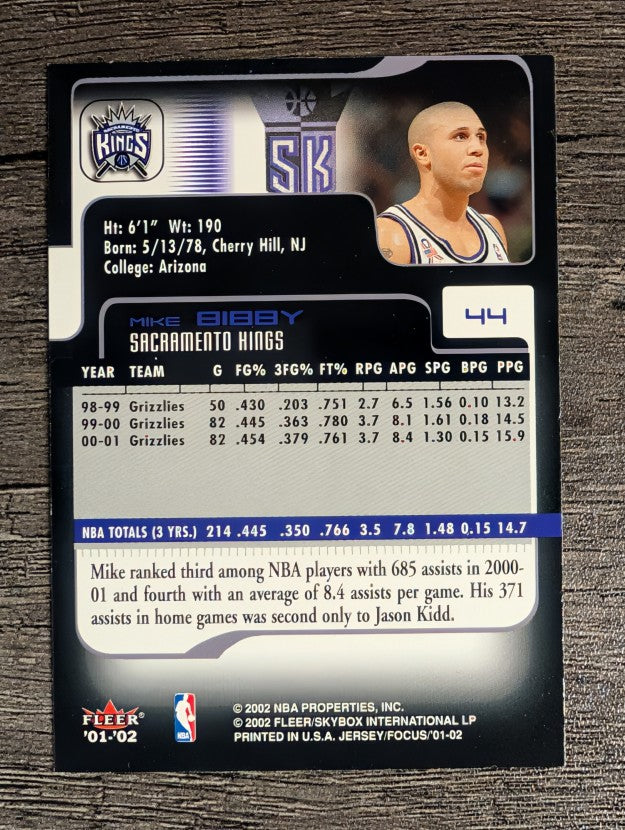 2001-02 Fleer Focus #44 Mike Bibby
