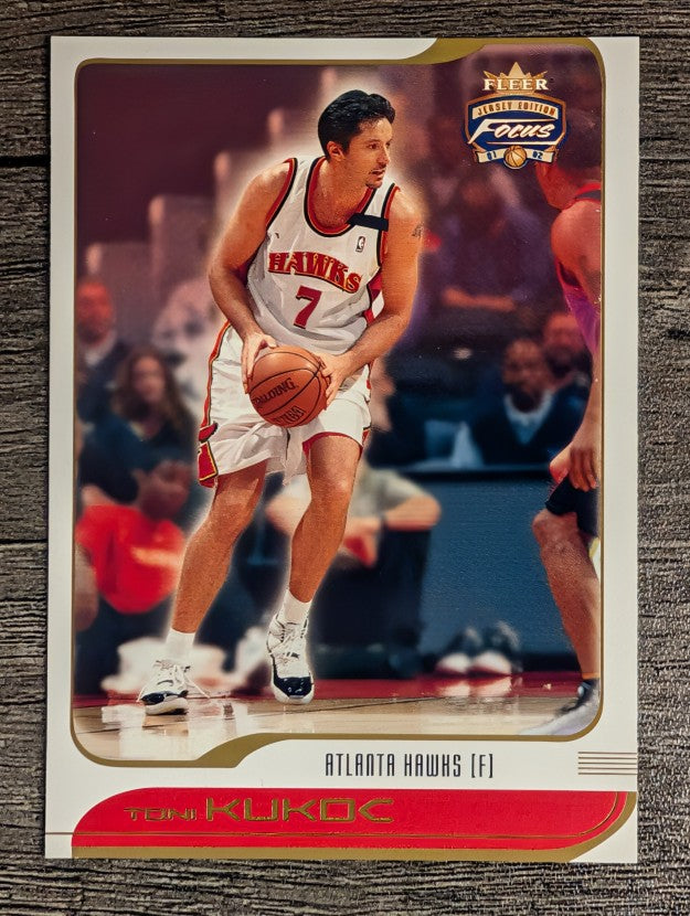 2001-02 Fleer Focus #56 Toni Kukoc