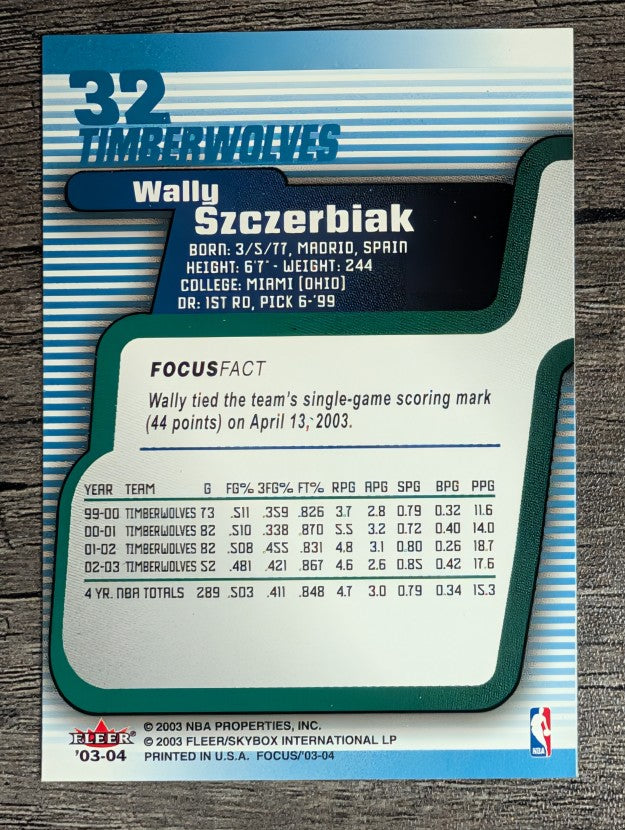 2003-04 Fleer Focus #32 Wally Szczerbiak
