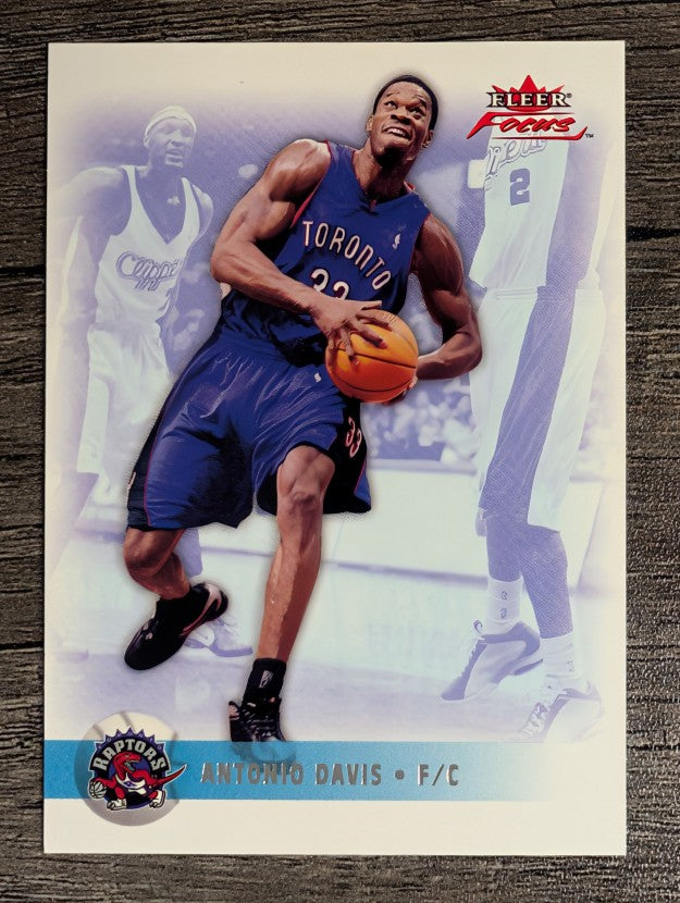 2003-04 Fleer Focus #57 Antonio Davis