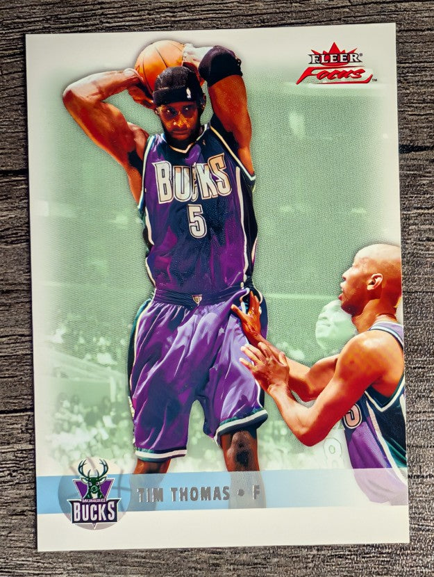 2003-04 Fleer Focus #102 Tim Thomas
