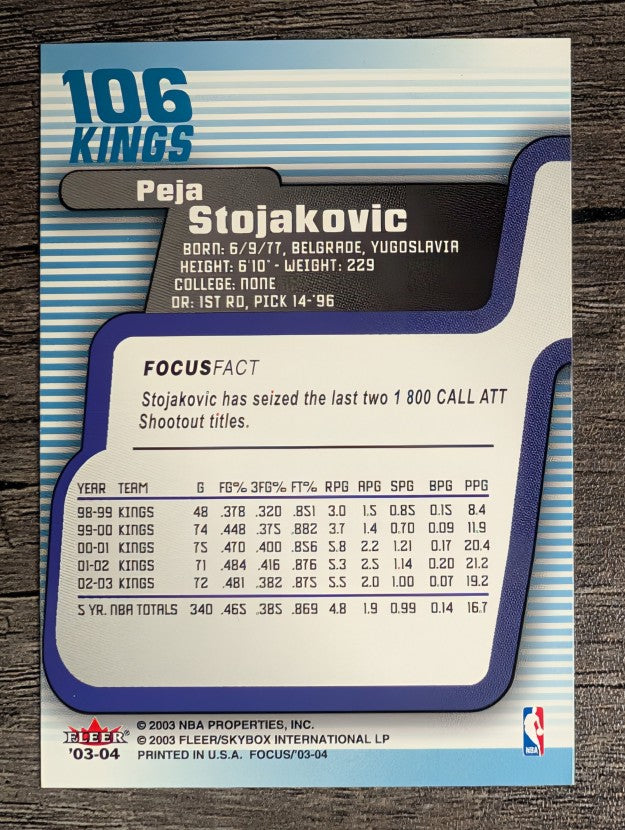 2003-04 Fleer Focus #106 Peja Stojakovic