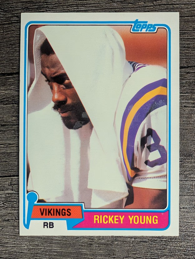 1981 Topps #114 Rickey Young