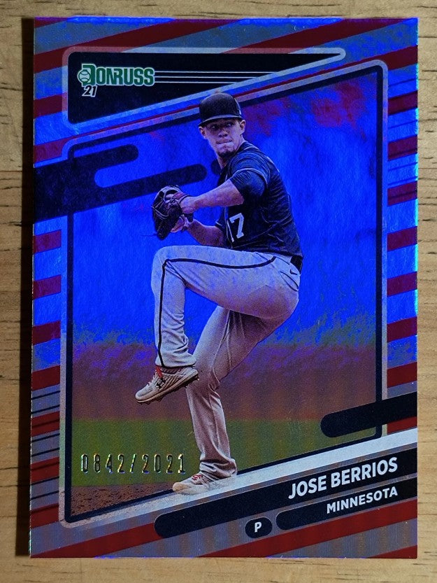 2021 Donruss Red #164 Jose Berrios
