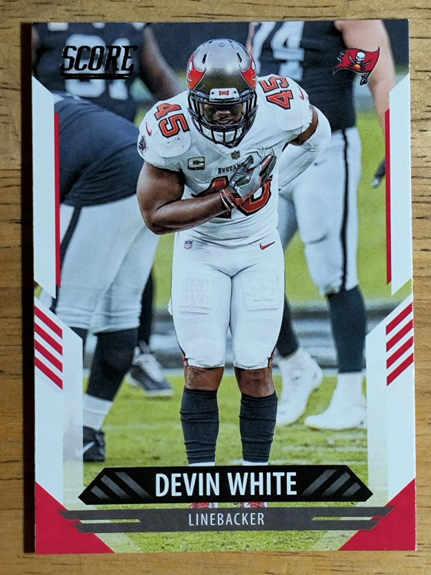 2021 Score #17 Devin White
