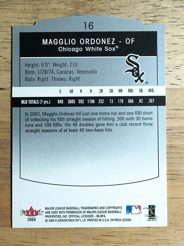 2004 SkyBox LE #16 Magglio Ordonez