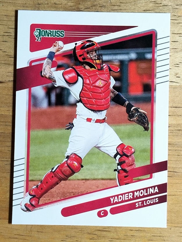 2021 Donruss #172 Yadier Molina