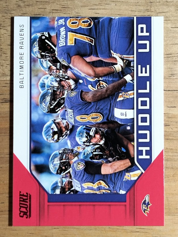 2019 Score Huddle Up Red #1 Baltimore Ravens