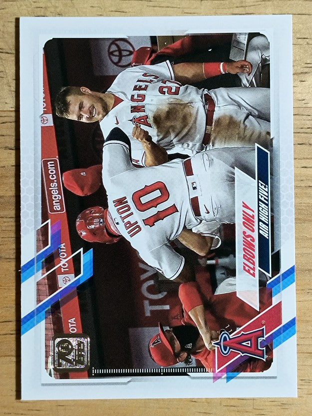2021 Topps #166 Elbows Only/Justin Upton/Mike Trout