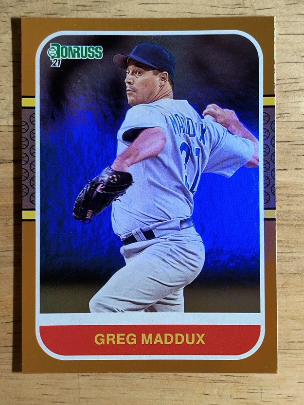 2021 Donruss Holo Orange #261 Greg Maddux RETRO