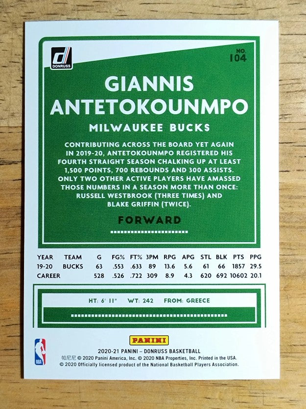 2020-21 Donruss Green Flood #104 Giannis Antetokounmpo