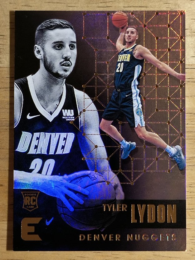 2017-18 Panini Essentials #73 Tyler Lydon RC