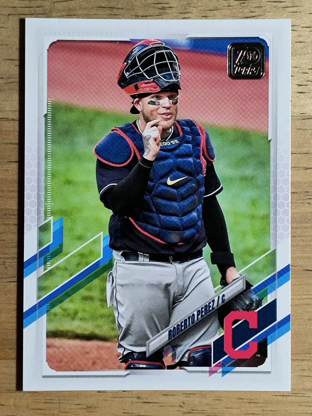 2021 Topps #34 Roberto Perez