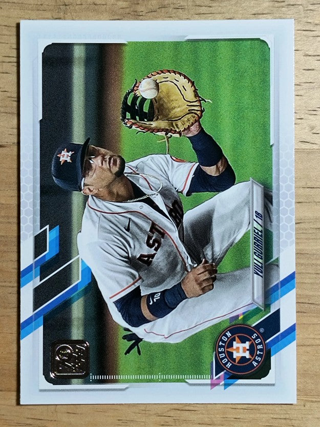 2021 Topps #147 Yuli Gurriel