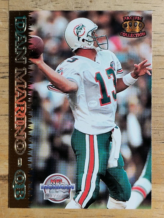 1995 Pacific #108 Dan Marino