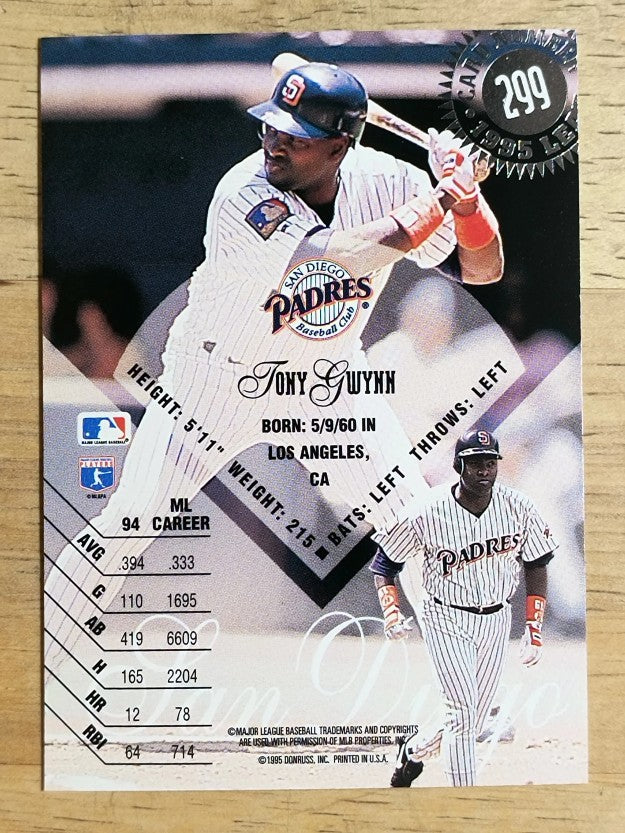 1995 Leaf #299 Tony Gwynn