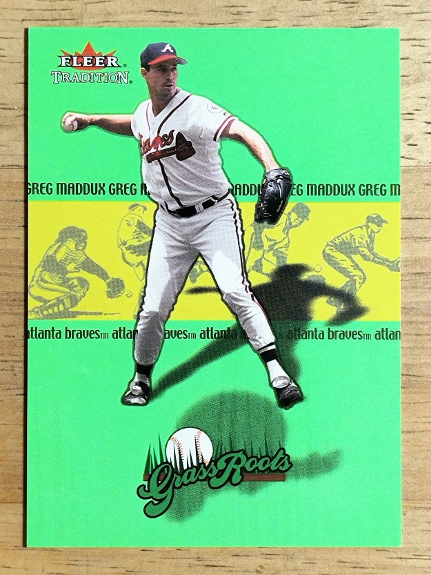 2002 Fleer Tradition Grass Roots #4 Greg Maddux