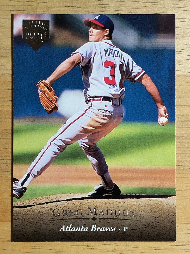1995 Upper Deck Electric Diamond #49 Greg Maddux