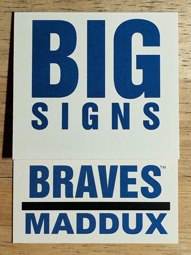 2004 Fleer Platinum Big Signs #9 Greg Maddux
