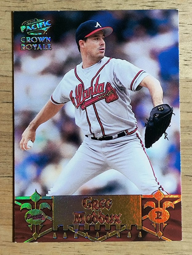 1998 Crown Royale Diamond Knights #3 Greg Maddux