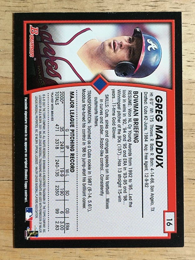 2001 Bowman Gold #16 Greg Maddux