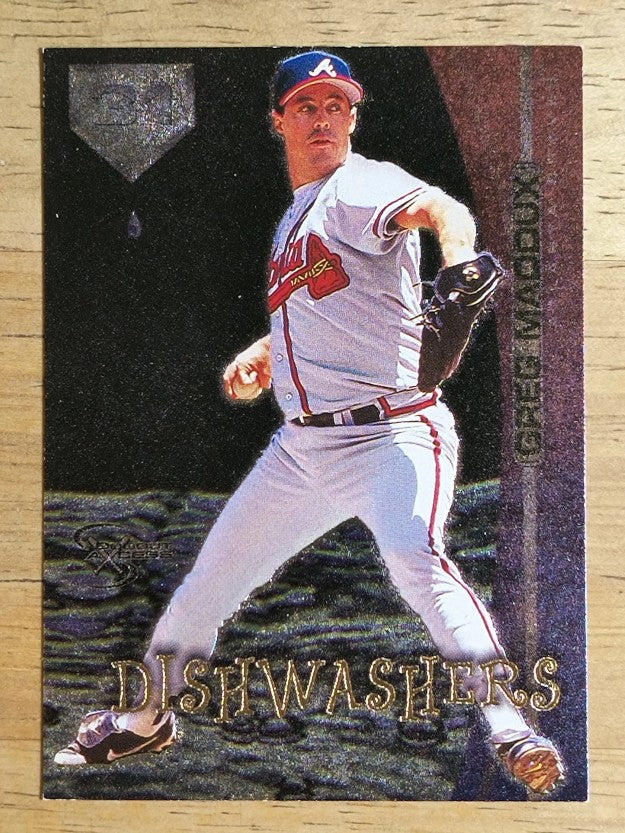 1998 SkyBox Dugout Axcess Dishwashers #D1 Greg Maddux (NM)