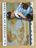 1995 Ultra Award Winners Gold Medallion #22 Greg Maddux
