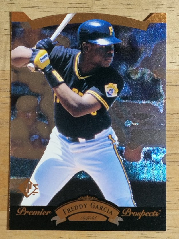 1995 SP #18 Freddy Adrian Garcia RC FOIL