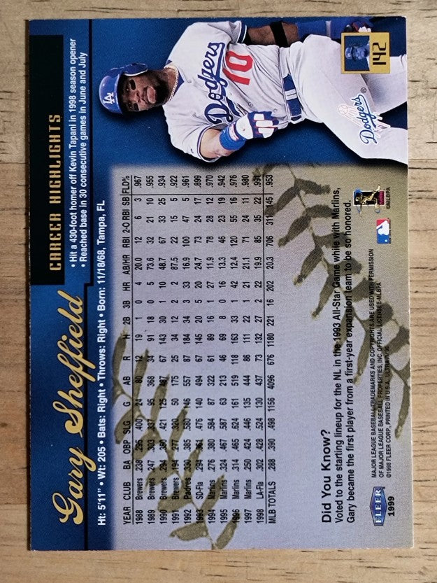 1999 Ultra #142 Gary Sheffield