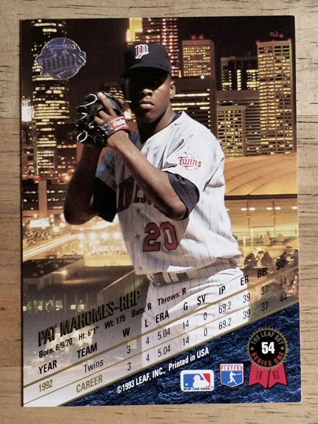 1993 Leaf #54 Pat Mahomes