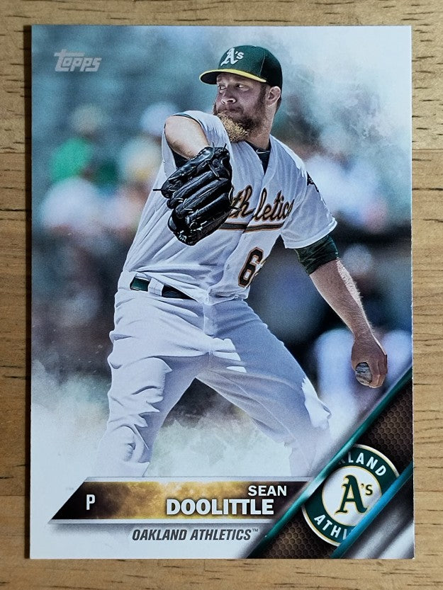 2016 A's Topps #OAK11 Sean Doolittle