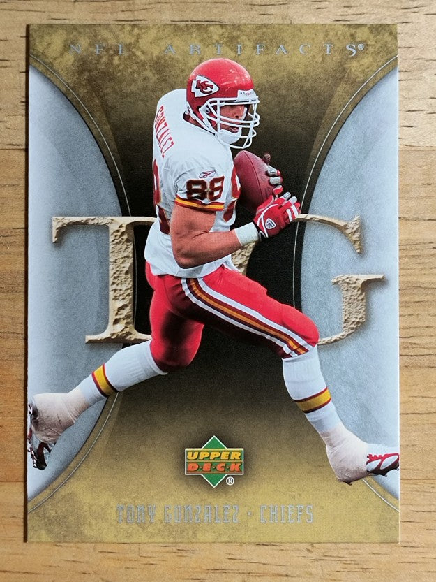 2007 Artifacts #53 Tony Gonzalez