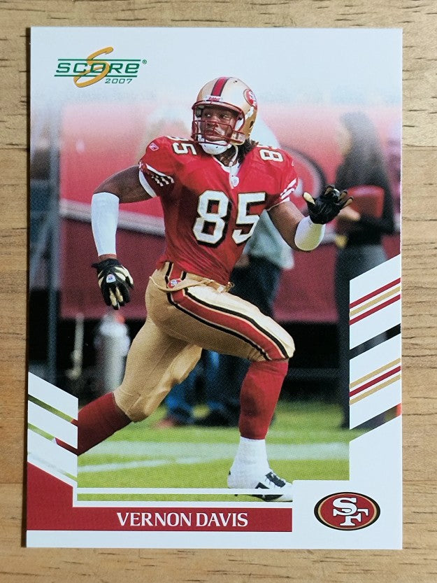 2007 Score Glossy #124 Vernon Davis
