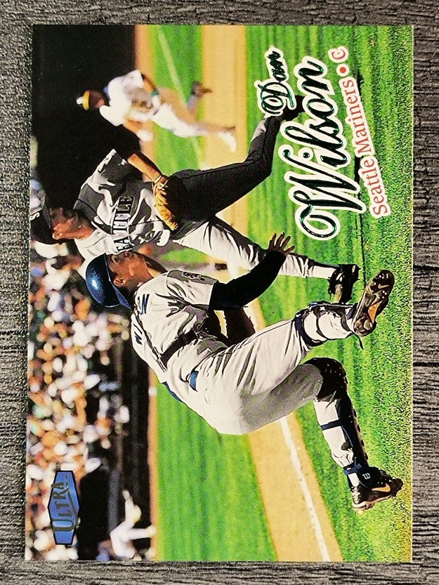 1998 Ultra #423 Dan Wilson