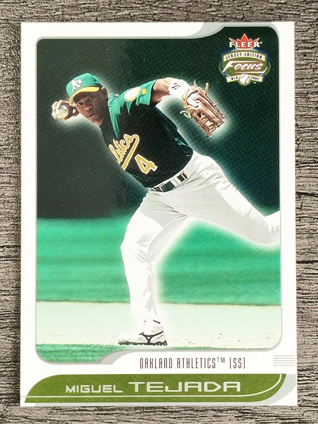 2002 Fleer Focus JE #218 Miguel Tejada